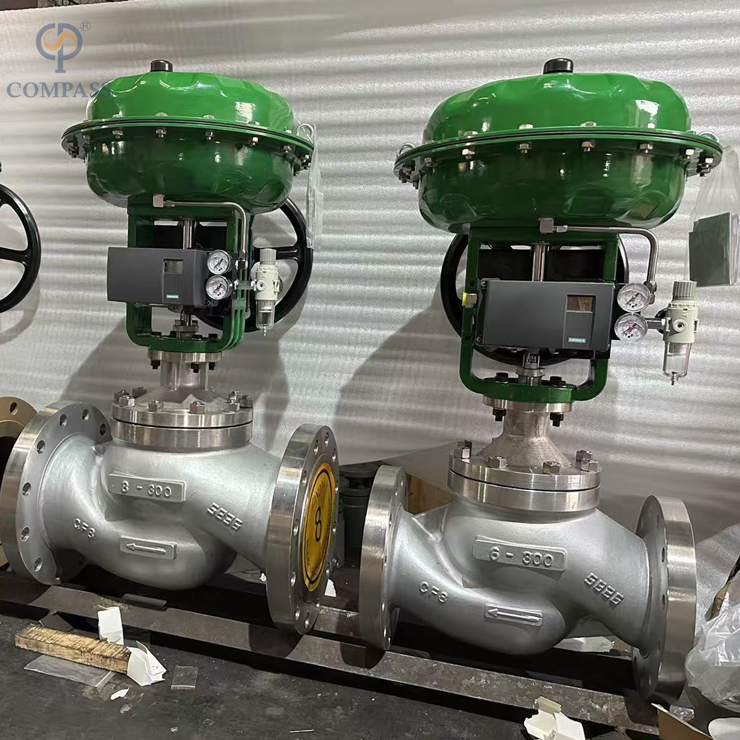 Normally Close PN16 DN40 SS304 Modulating Valves with Pneumatic Actuator